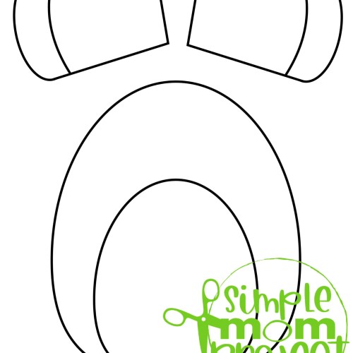 Are you looking for fun activities to go along with your story time of The Three Little Pigs? Print off as many copies as you would like of our printable paper bag pig puppet! Your preschool, kindergarten, or toddler age kids will absolutely love using their imagination to make these pig puppets come to life.